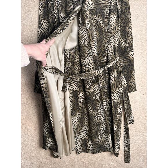 Vtg Dana Buchman 90s Y2K Women's 100% Silk Animal Print Wrap Dress Sz 4 Mob Wife - Picture 8 of 16